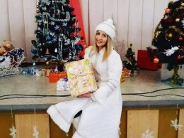 Хочу работать ведущим праздников: девушка из Днепра рассказала о странных конкурсах, секретных приемах и ненастоящих Дедах Морозах