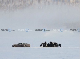 Самый дешевый кроссовер Hyundai застрял в снегу во время тестов (фото)