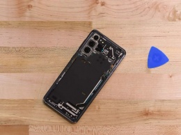 Специалисты iFixit оценили ремонтопригодность смартфона Samsung Galaxy S21