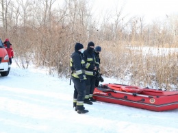 В Днепре в районе Шолохова ребенок провалился под лед: подробности