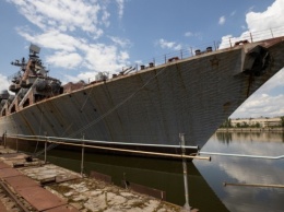 Минобороны думает, что делать с недостроенным крейсером «Украина»