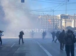 Полиция разогнала слезоточивым газом студенческий протест в Афинах