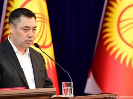 Экс-президентов Кыргызстана хотят лишить их статуса. Кому это выгодно?