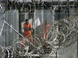 Байден решил закрыть тюрьму в Гуантанамо