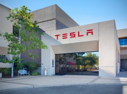 Tesla и GM снова смогут давать покупателям электрокаров скидку в $7000
