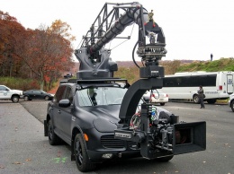 В Голливуде используют два особо оборудованных автомобиля (ВИДЕО)