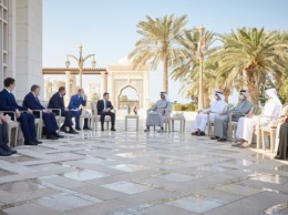 Во время визита Зеленского в ОАЭ подписаны меморандумы и контракты на сумму от $3 миллиардов