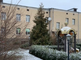 Уволили директора Жолковской больницы, где умерли двое пациентов на ИВЛ