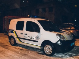 В Киеве мужчина ножкой от стула и металлический черпаком до смерти забил соседа по квартире