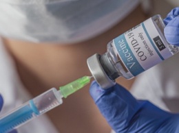 Первая волна COVID-вакцинации во Львовской области охватит более 3000 человек