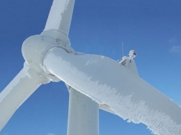 В Техасе энергетический кризис: ледяной шторм остановил ветряные турбины