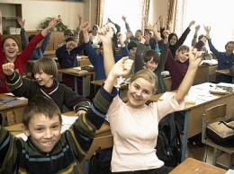 В краснодарской школе ученикам запретили носить длинные волосы