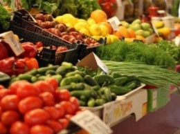 Тысячи гривен за ягоды и дешевые овощи: какие цены на продовольственных рынках Запорожья