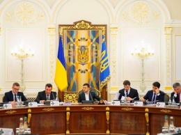 РНБО ввело санкции на все имущество Медвечука и Марченко