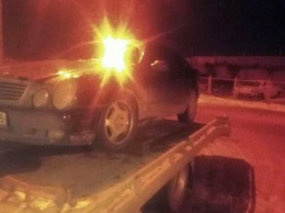 Харьковские "копы" задержали пьяного водителя "Mercedes", пытавшегося оказать сопротивление
