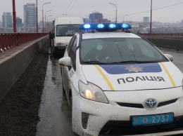ДТП на Новом мосту в Днепре: пострадали два пассажира Daewoo