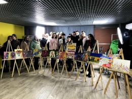 «Арт-рефлексия»: в Мирнограде состоялось очередное творческое мероприятие