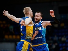 Сборная Украины по баскетболу разгромила Венгрию и выиграла отборочную группу
