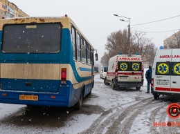 В Днепре на Метростроевской сбили двух женщин: самочувствие пострадавших