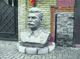 Казанский: Приговор Стерненко вынес судья из Донецка, который установил у ворот своего особняка бюст Сталина