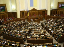 Рада приняла закон о конкурсах на госслужбу с правками Зеленского "под Витренко"
