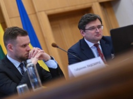 Евросоюз ввести против России санкции за нарушение прав человека в Крыму - Кулеба