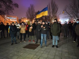 "Нельзя закрывать глаза на судебный произвол": николаевцы собрались под ОГА в поддержку Стерненко, - ФОТО