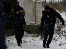 В Лисичанске найден крупный тайник с оружием