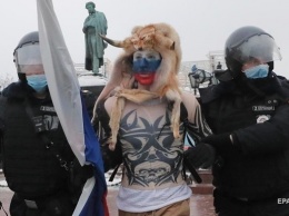 В Москве под арест отправлены более тысячи участников акций протеста