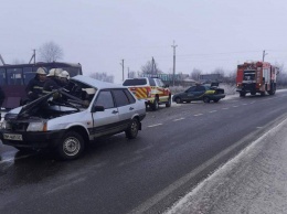 Под Харьковом - авария с пассажирским автобусом, есть погибшие