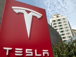Bloomberg сообщил о частичной приостановке производства Tesla в США