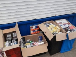 В Кривом Роге женщина продавала 500 пачек контрафактных сигарет