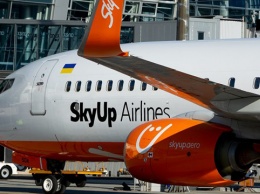 Самолет SkyUp с украинскими туристами с Занзибара застрял в Египте