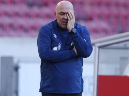 Шальке расстался с четвертым тренером по ходу сезона
