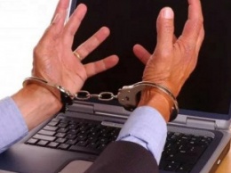В феврале за преступления в интернете суды наказали 100 украинцев