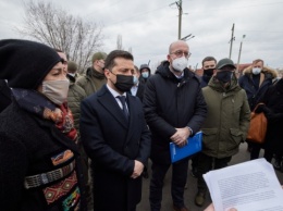 Зеленский и Мишель встретились с представителями гуманитарных миссий на Донбассе