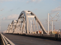 В Киеве планируют достроить Дарницкий мост. Когда это произойдет