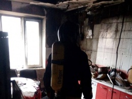 Утренний пожар: на поселке Котовского загорелась квартира