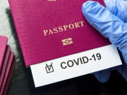 Швеция к лету планирует ввести электронные COVID-паспорта