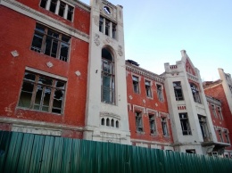 В Лисичанске президент ЕС пообещал восстановить старинную бельгийскую больницу (фото)