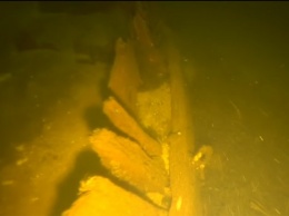 Подводный охотник, который нашел казацкую чайку, снял видео с артефактом (ВИДЕО)