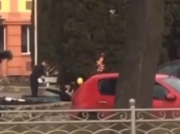 Избиение подростка в Ровно сняли на видео