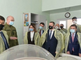 Разумков посетил Хмельницкий военный госпиталь