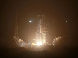 Китай запустил ракету с экспериментальным спутником