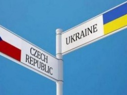 В Чехии погибли 2 украинца-заробитчанина - зашли без разрешения в безкислородный ангар для хранения яблок