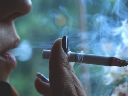 В Украине резко подняли цены на сигареты: названа стоимость пачки