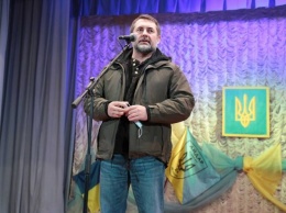 Гайдай вручил награды добровольцам из Луганской области