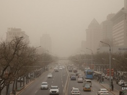Север Китая накрыла мощнейшая песчаная буря