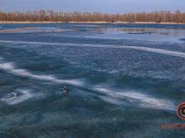 В Днепре мужчина пытался попасть в Вальхаллу, борясь со льдом