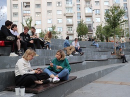 "Левада": три четверти молодых россиян не считают Россию Европой